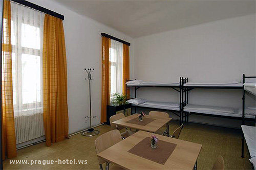 Prag Hostel Junior