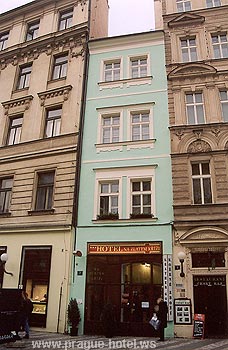 Pictures and photos of hotel Na Zlatem Krizi in Prague