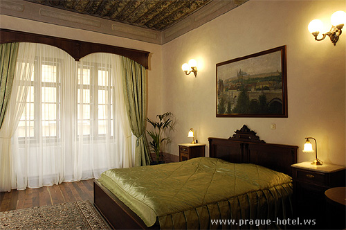 Prag Hotel Residence Apostolic