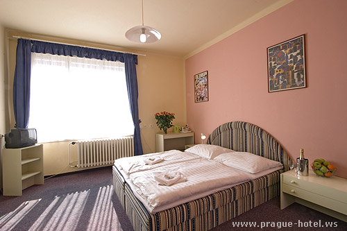 Prag Hotel Stirka