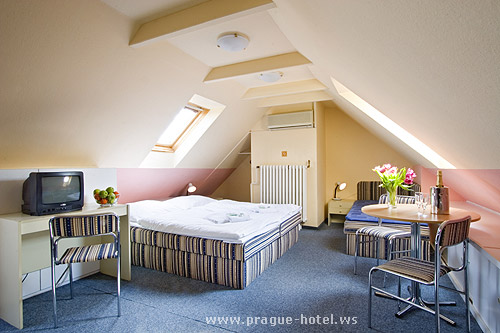 Prag Hotel Stirka